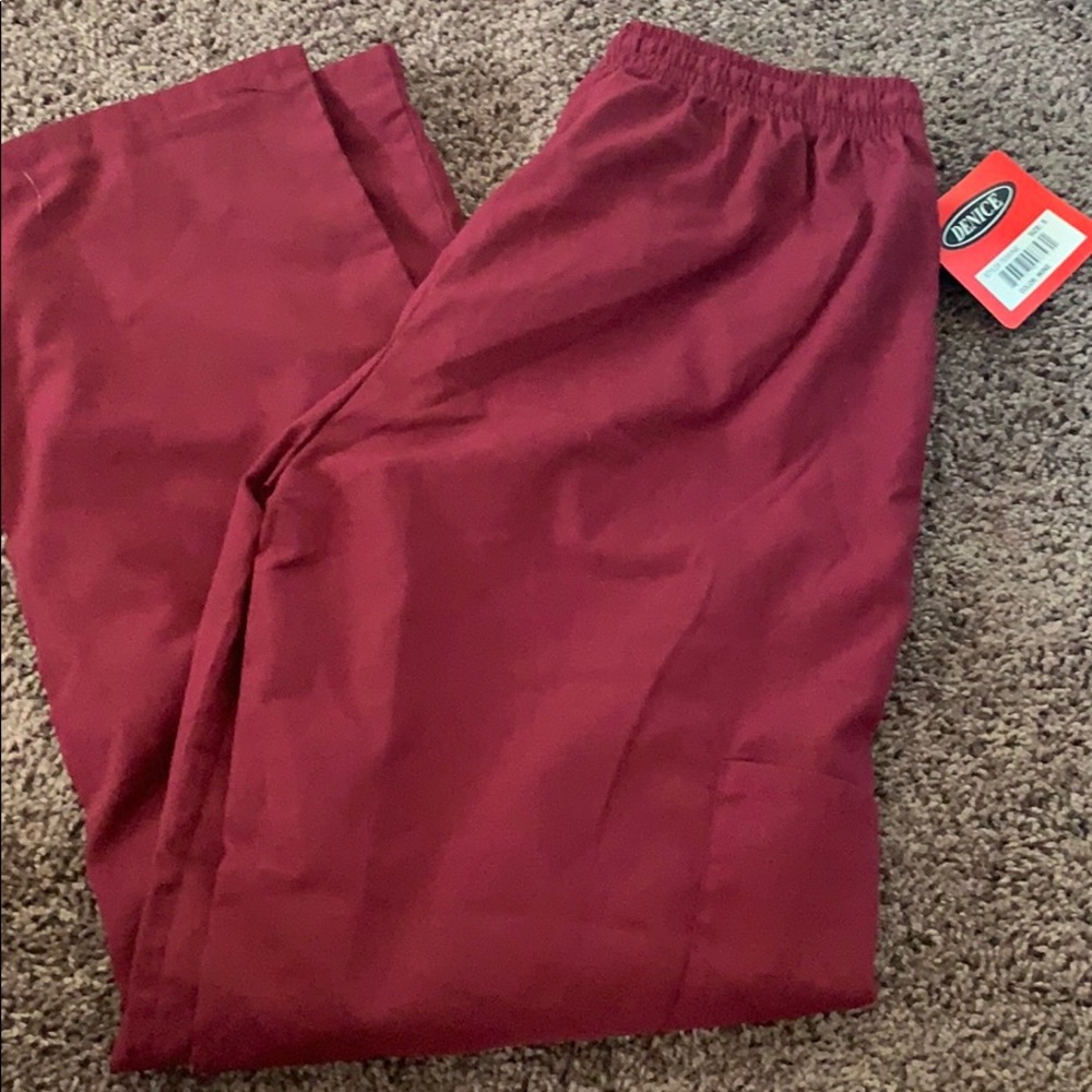 Size small Denice scrub bottoms new with tags